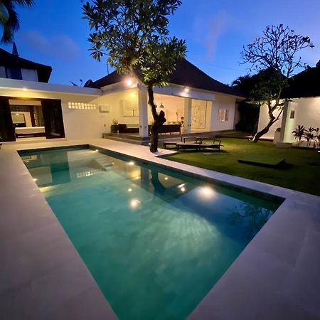 Villa Emma | Heart Of Seminyak | 350M Beach Exterior foto